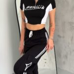 4193376643.jpg Genius Zipper Crop Top