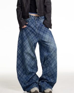 Plaided Baggy Back Patched Jeans