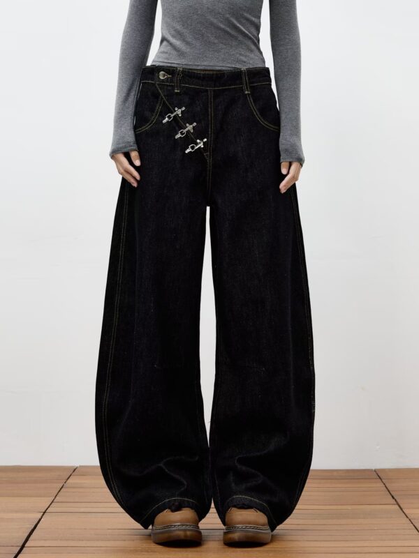 Chinese Style Asymmetric Metal-Clasp Jeans