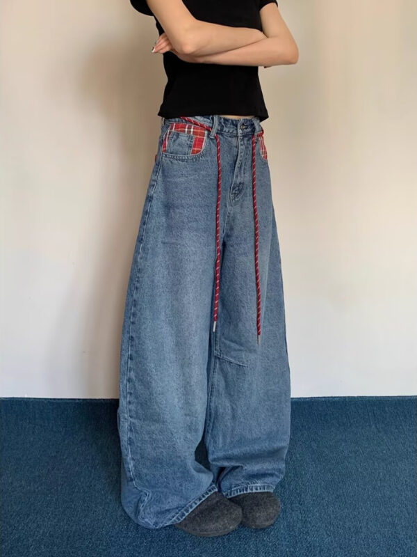 Plaid-Accented Rope-Belt Baggy Jeans
