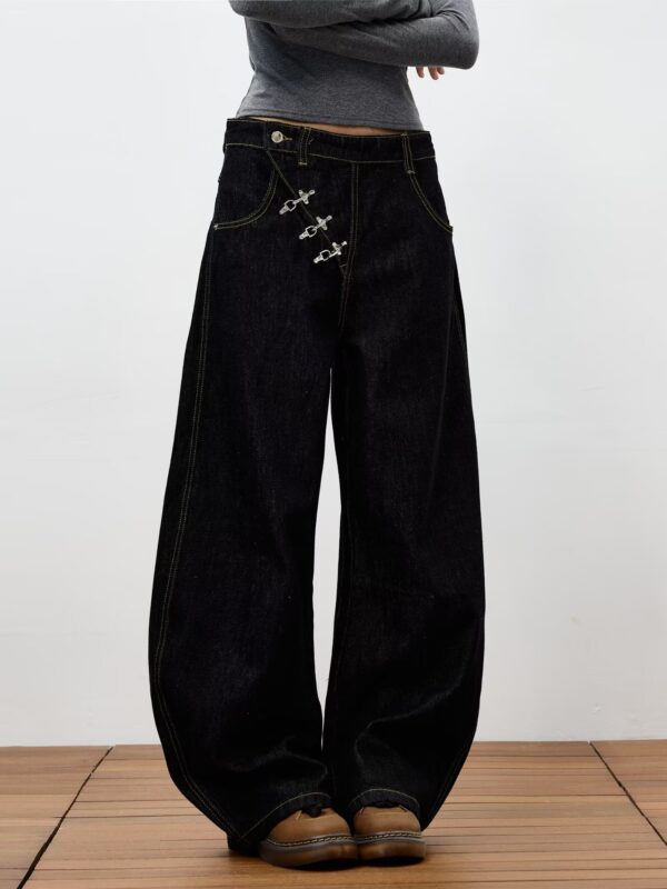 Chinese Style Asymmetric Metal-Clasp Jeans