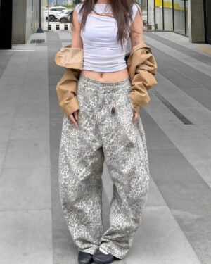 Distressed Washed Leopard Print Jeans